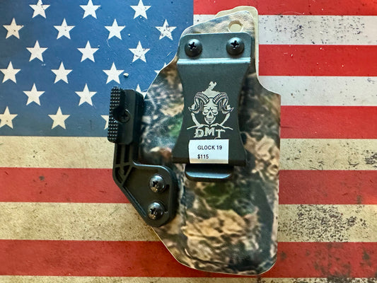Glock 19/23 IWB Right handed with a modwing  in Camo