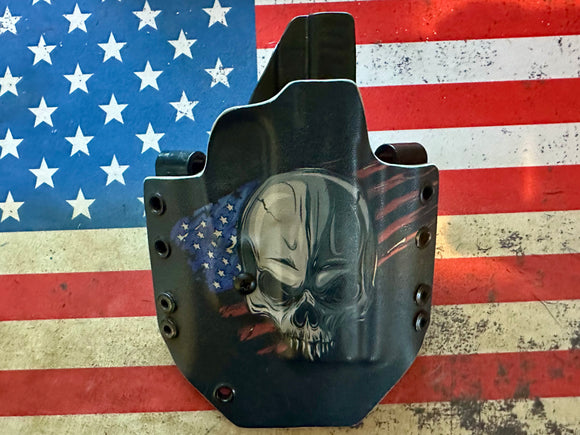 SIG 365XL Triple Threat Holster Right Handed in Punisher Skull/flag