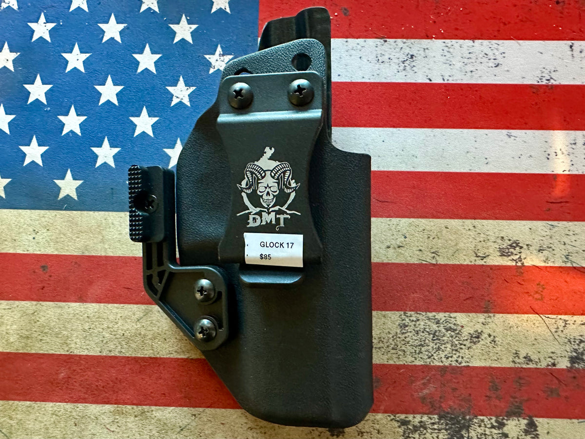 Glock 17 Right Handed IWB with Modwing in Tactical Black