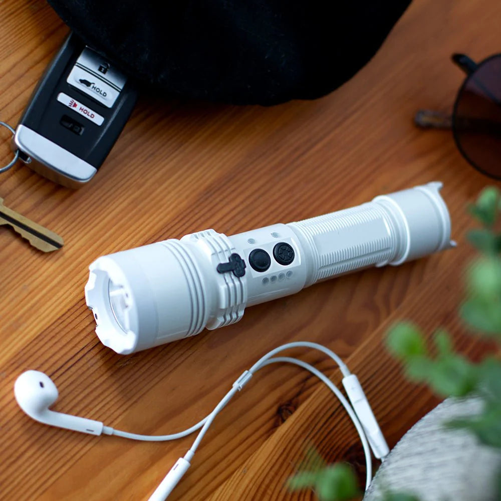 Stun Gun with Flashlight – 400 Lumen w/ Charging Indicator | Lightsafer